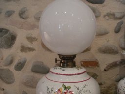 lampe petrole boule